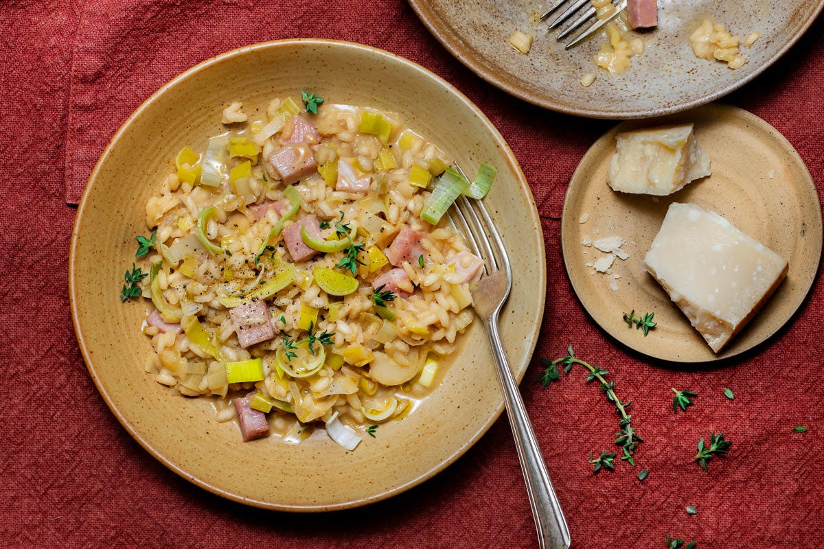 Risotto aux poireaux, jambon et parmesan