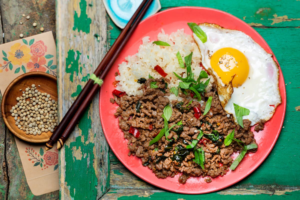Boeuf sauté au basilic thaï